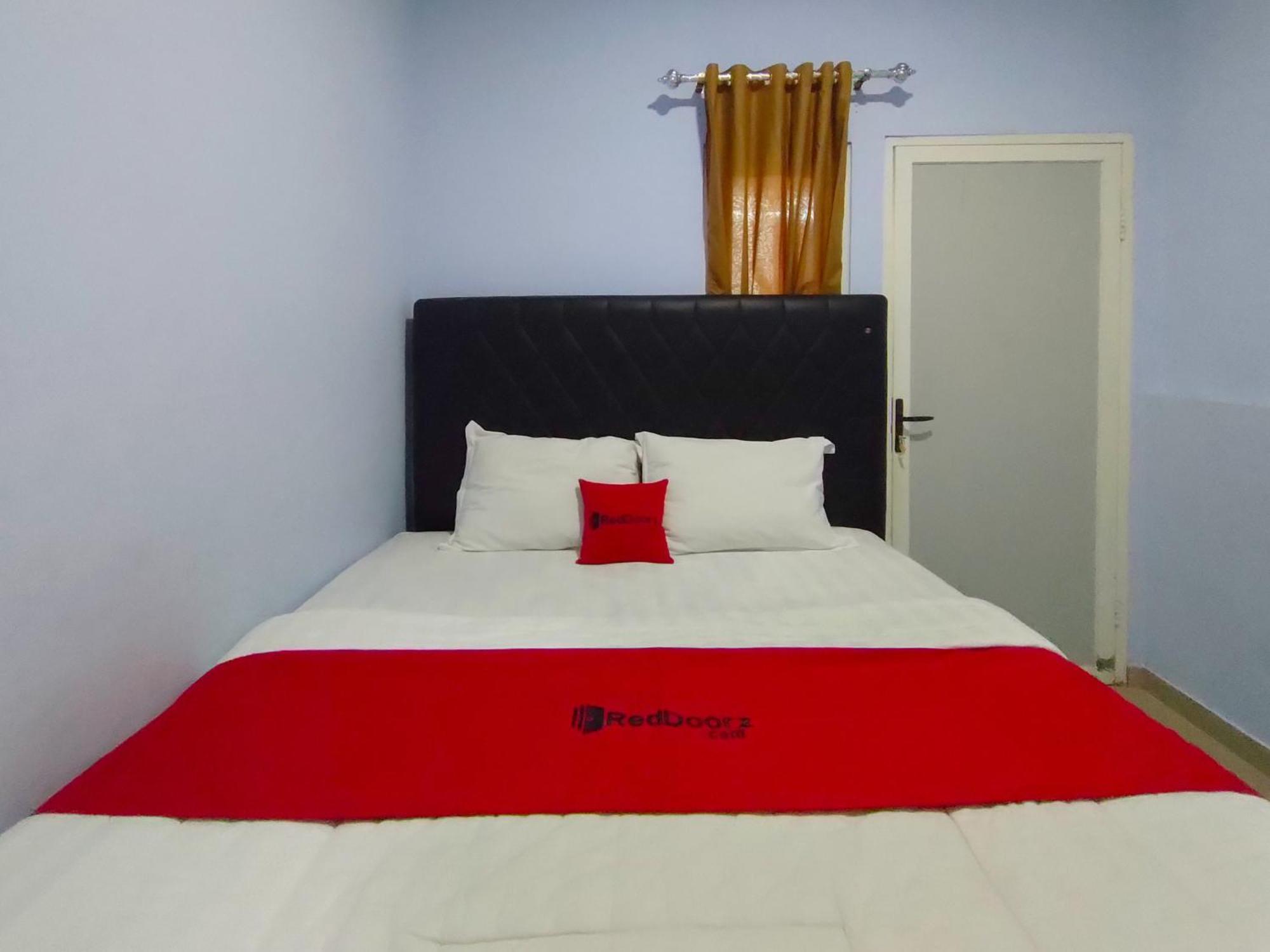 Hotel Reddoorz Syariah Near Stasiun Wates Wates  Esterno foto